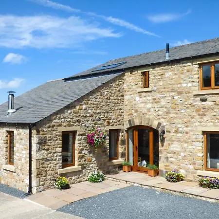Cowslip Cottage, Carnforth Апартаменты *