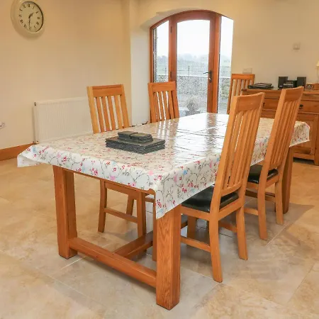 Апартаменты Cowslip Cottage, Carnforth *
