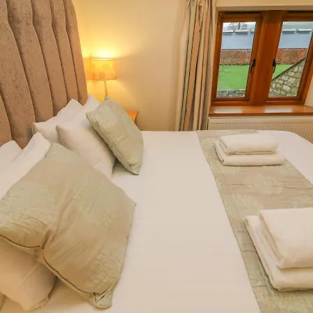 Cowslip Cottage, Carnforth * Инглтон